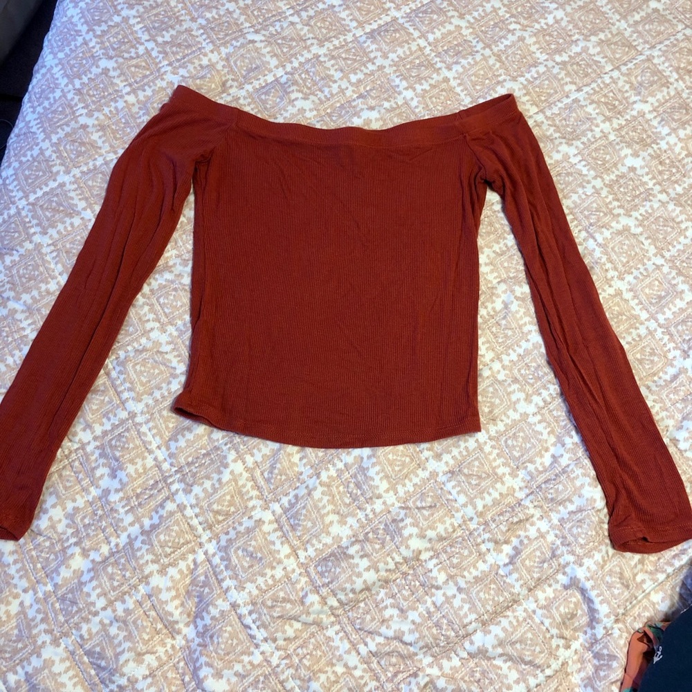 Off the shoulder long sleeve shirt